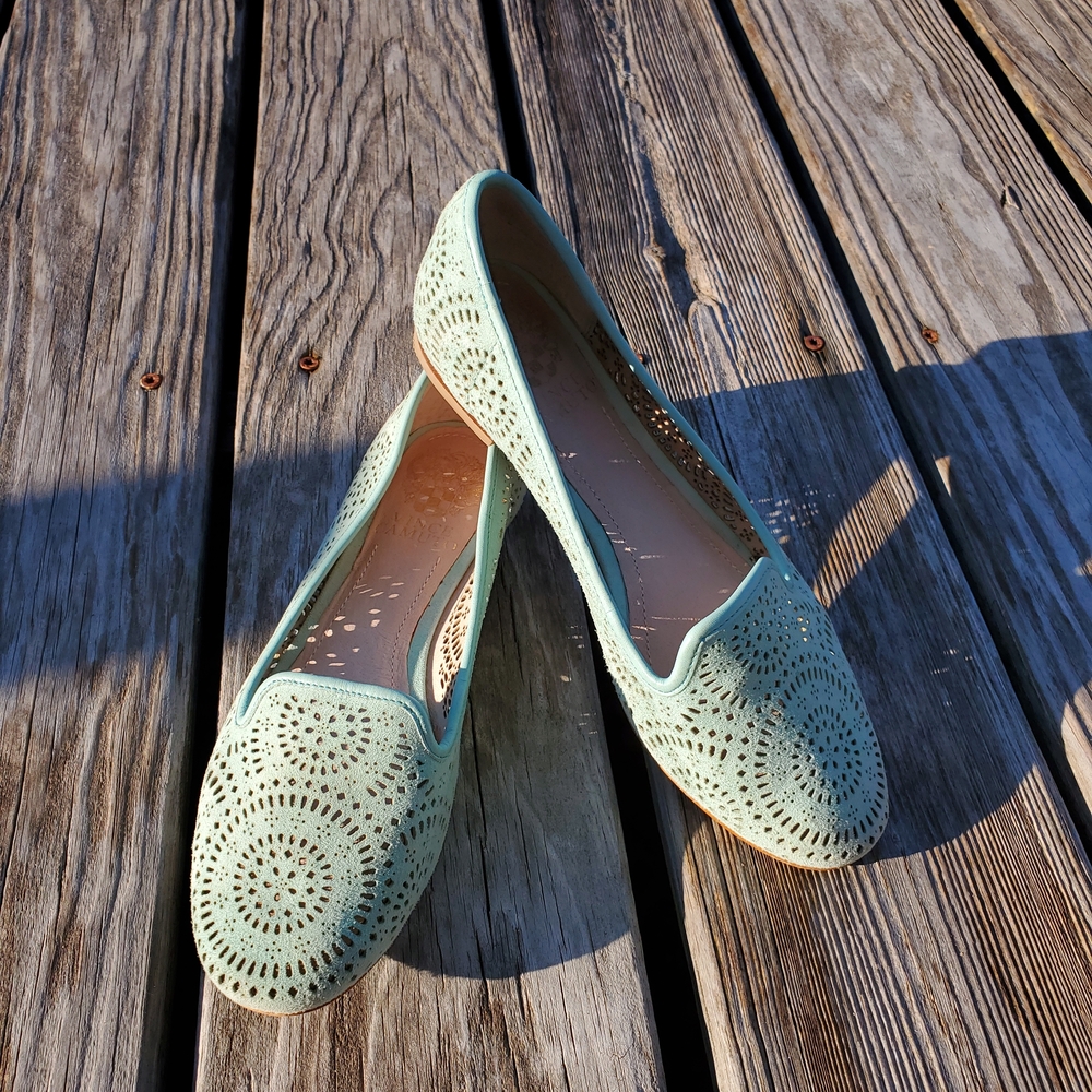Vince Camuto Mint Green Perforated Women's Flats Size 6